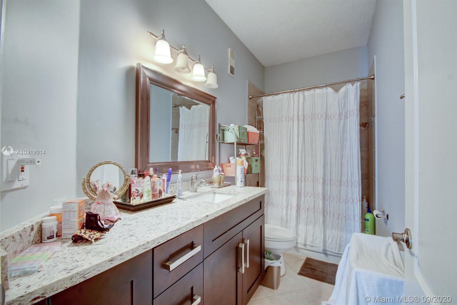 8676 Vía Reale, Unit 64L Boca Raton, FL 33496 - Photo 7 of 19 Gallery Image 7
