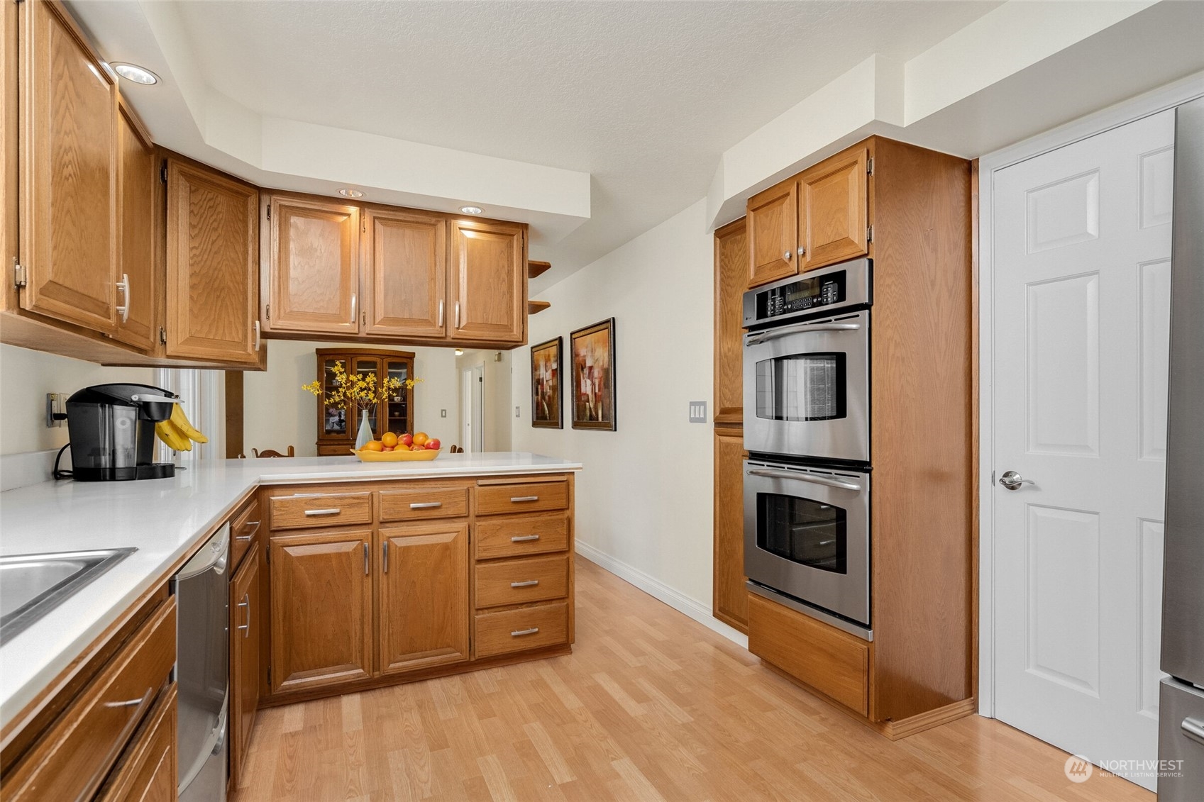 8812 Northeast 189th Place Bothell, WA 98011 - Photo 8 of 22 Gallery Image 8