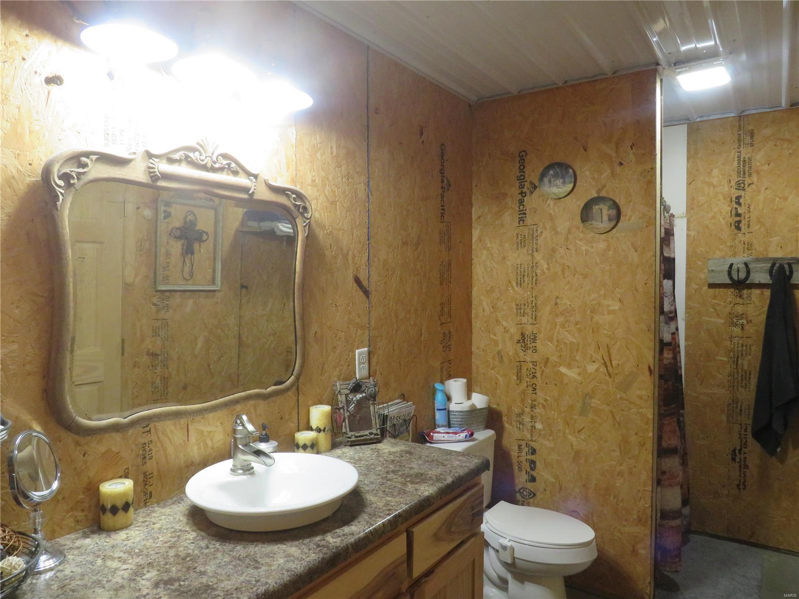 4080 County Road 854 Centerville, MO 63633 - Photo 18 of 22