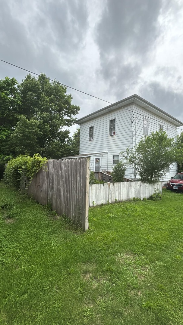 1112 Fulton Street Ottawa, IL 61350 - Photo 9 of 10