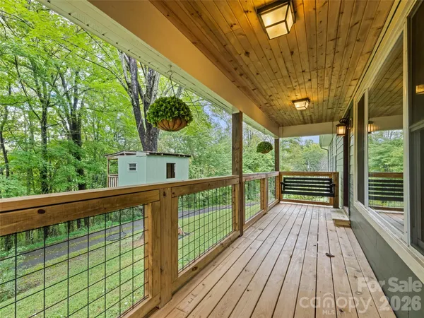 $569,900 | 364 Lee Street, Sylva, NC 28779