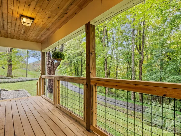 $569,900 | 364 Lee Street, Sylva, NC 28779