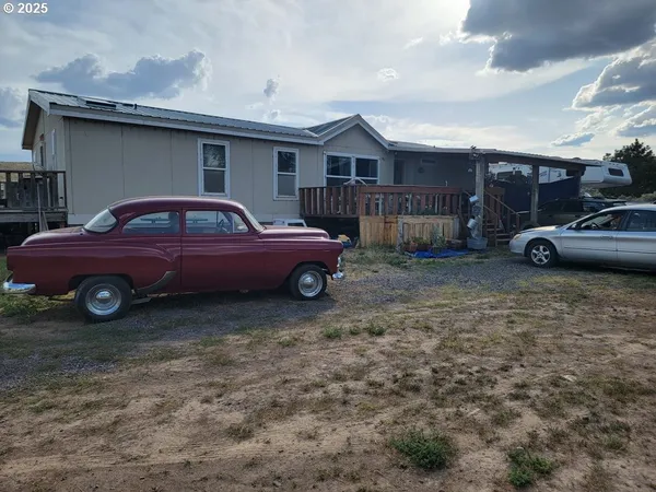 $700,000 | 29388 Wrecking Yard Lane, Hines, OR 97738