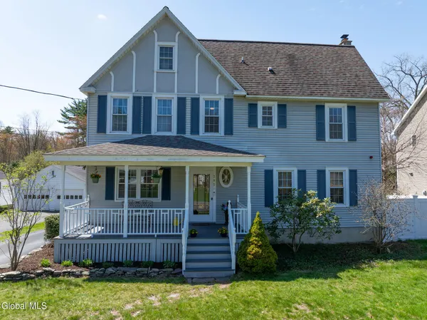 $469,900 | 285 Elsmere Avenue, Bethlehem, NY 12054