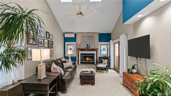 $344,900 | 243 Capen Boulevard, Amherst, NY 14226