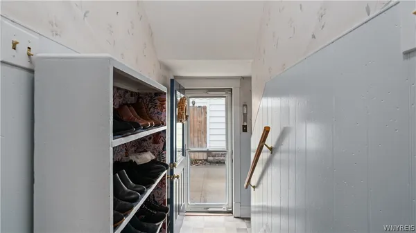 $344,900 | 243 Capen Boulevard, Amherst, NY 14226