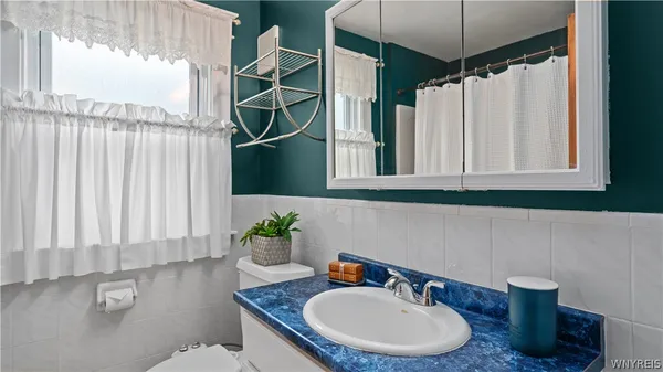 $344,900 | 243 Capen Boulevard, Amherst, NY 14226