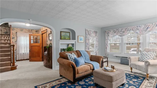 $344,900 | 243 Capen Boulevard, Amherst, NY 14226