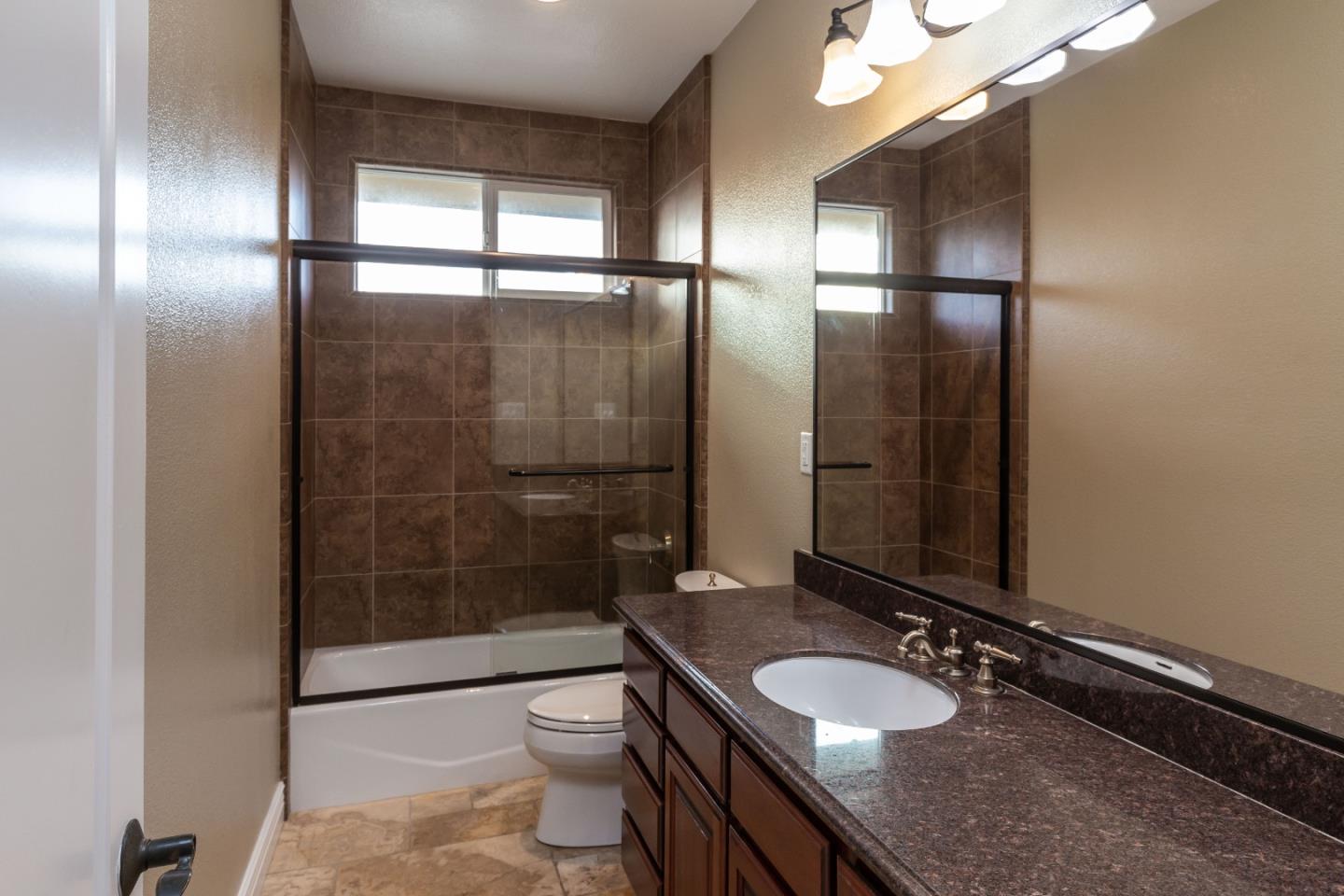 930 Wright Road Hollister, CA 95023 - Photo 16 of 37 Gallery Image 16