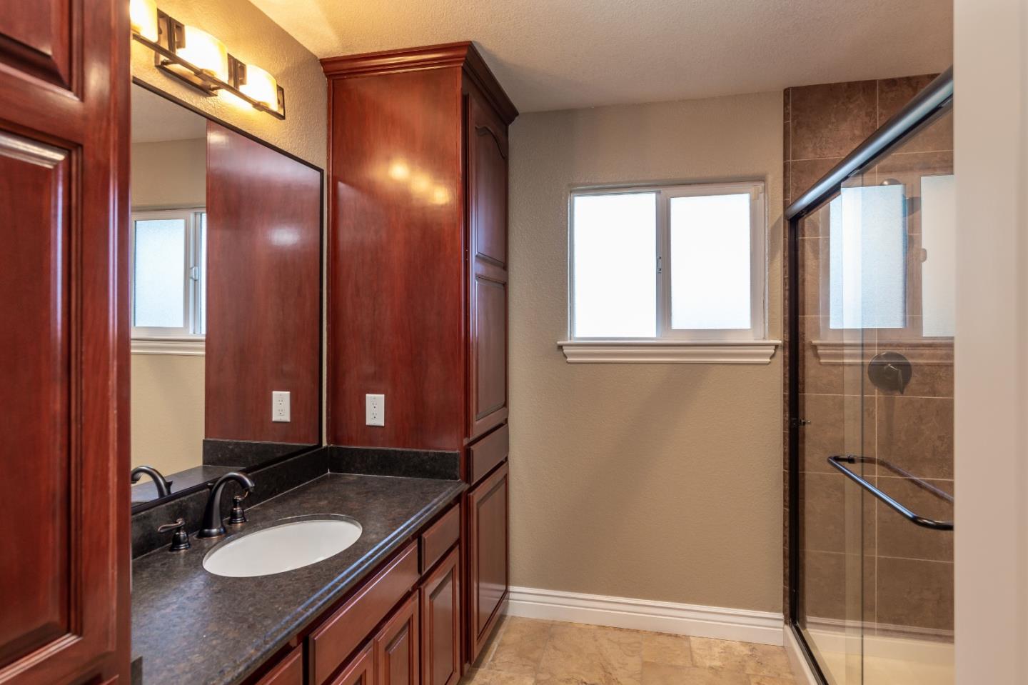 930 Wright Road Hollister, CA 95023 - Photo 18 of 37 Gallery Image 18