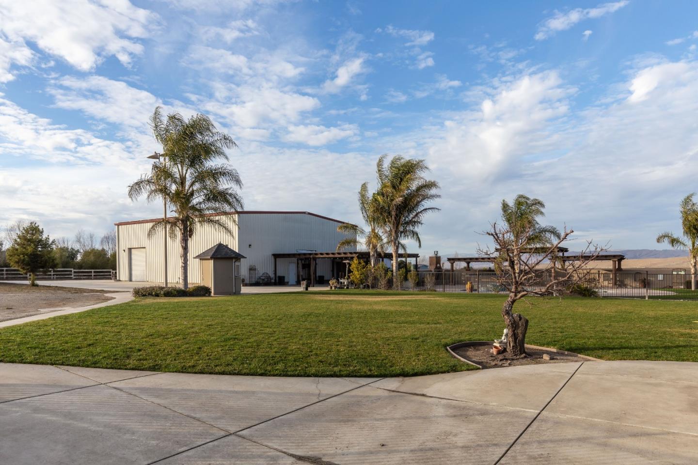 930 Wright Road Hollister, CA 95023 - Photo 24 of 37 Gallery Image 24