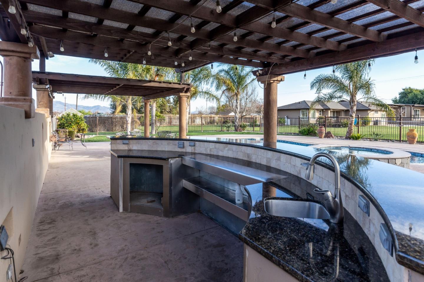 930 Wright Road Hollister, CA 95023 - Photo 29 of 37 Gallery Image 29