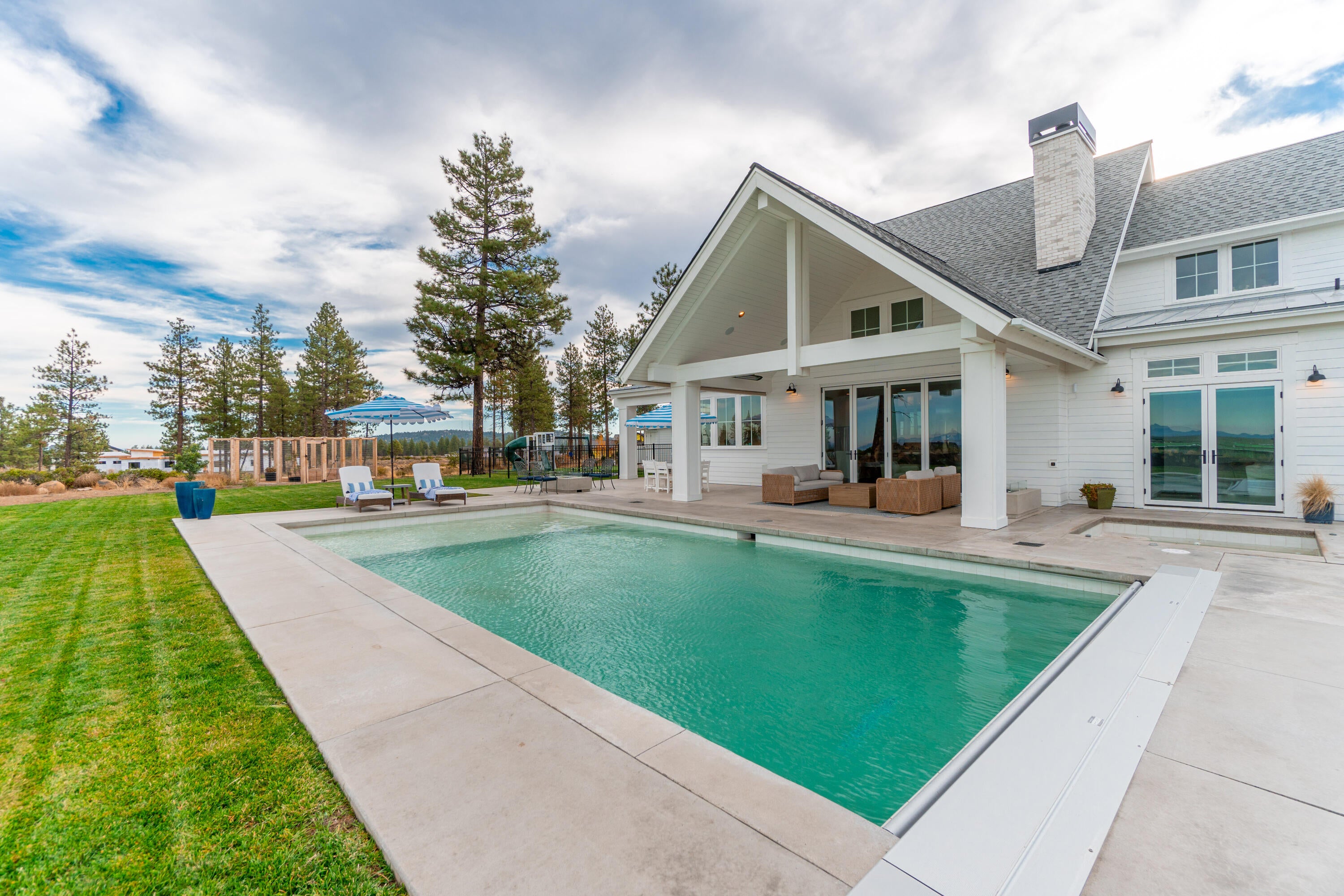 62360 Huntsman Loop Bend Bend, OR 97703 - Photo 40 of 52 72