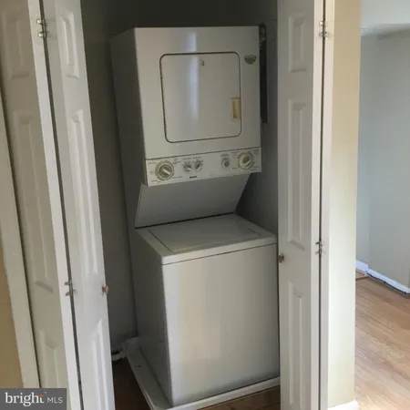 $1,500 | 1725 Light Street, Baltimore, MD 21230