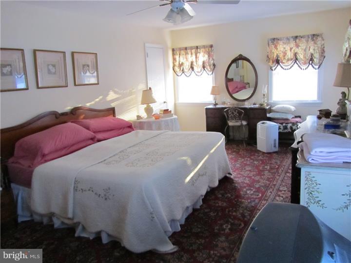 19 Dewey Road Cheltenham, PA 19012 - Photo 13 of 25 Bedroom - Main