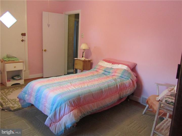 19 Dewey Road Cheltenham, PA 19012 - Photo 18 of 25 Bedroom 2