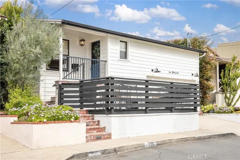 $1,785,000 | 1039 8th Street, Hermosa Beach, CA 90254