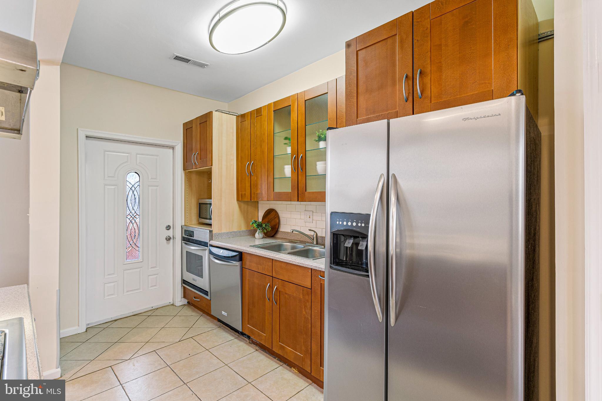 3028 Park Place Northwest Washington, DC 20001 - Photo 11 of 29 Gourmet Kitchen