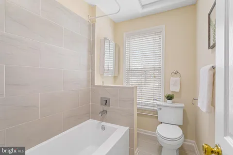 $615,000 | 3028 Park Place Northwest, Washington, DC 20001