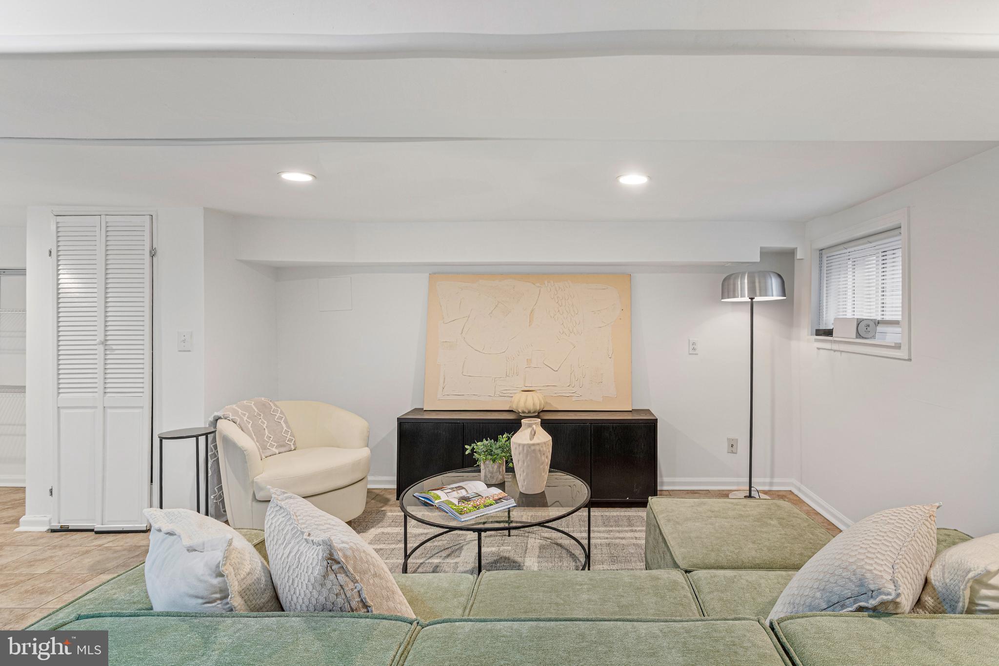 3028 Park Place Northwest Washington, DC 20001 - Photo 21 of 29 Cozy Finished Basement Studio