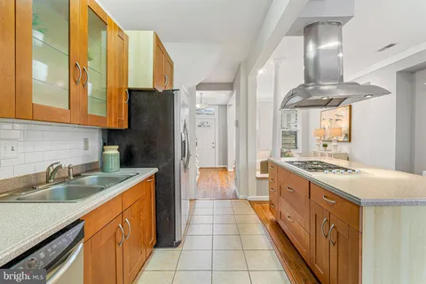 $615,000 | 3028 Park Place Northwest, Washington, DC 20001