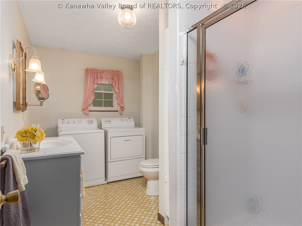 521 Hodges Road Hurricane, WV 25526 - Photo 13 of 21 Gallery Image 13