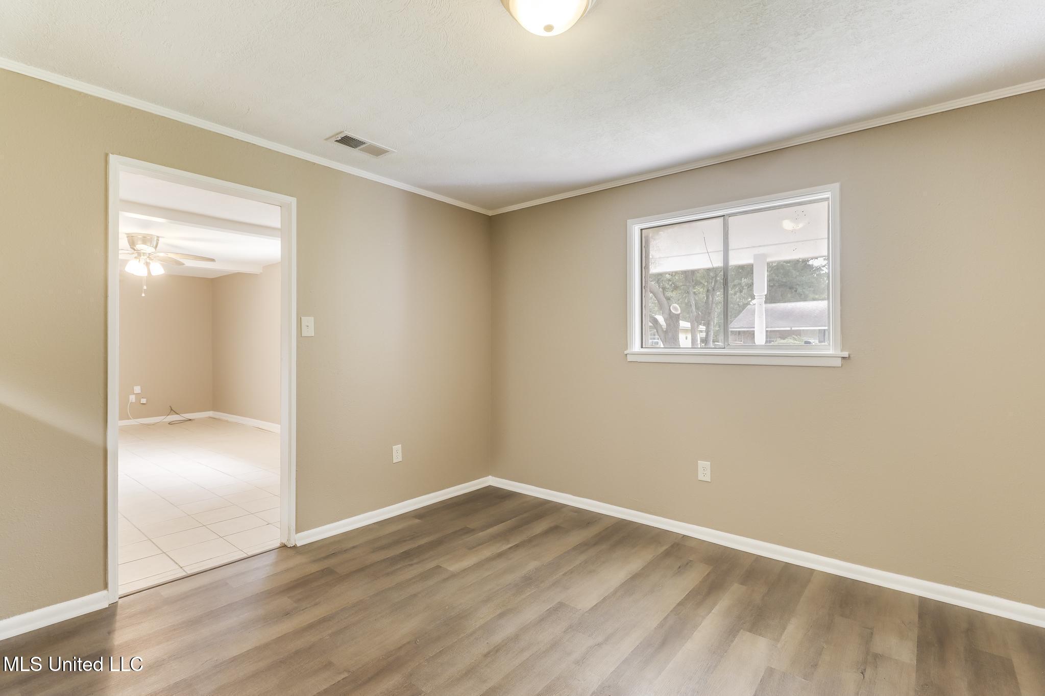 511 East Old Pass Road Long Beach, MS 39560 - Photo 6 of 24 IMG_1370