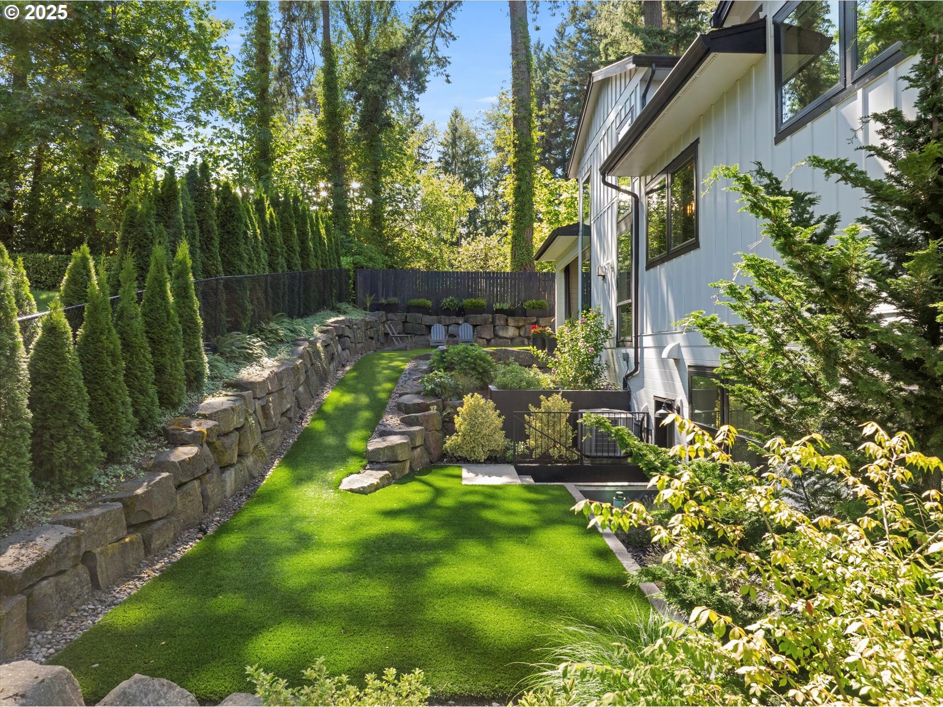 13585 Goodall Road Lake Oswego, OR 97034 - Photo 41 of 47 Gallery Image 41