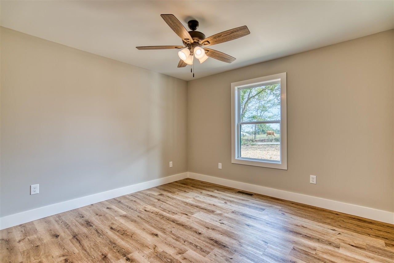 91 Phillips Road Elkton, KY 42220 - Photo 15 of 37 Gallery Image 15