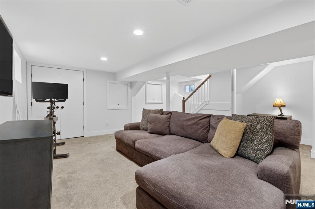 54 Van Riper Avenue Rutherford, NJ 07070 - Photo 37 of 49
