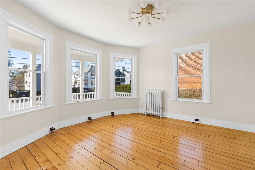 54 East Earle Street Cumberland, RI 02864 - Photo 10 of 44