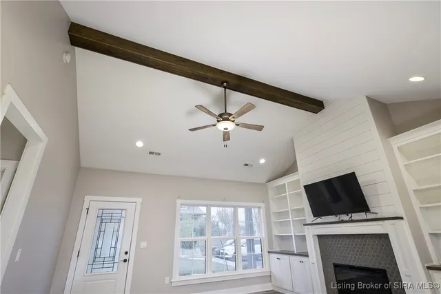 $345,000 | 901 Glenwood Gardens Drive, Sellersburg, IN 47172