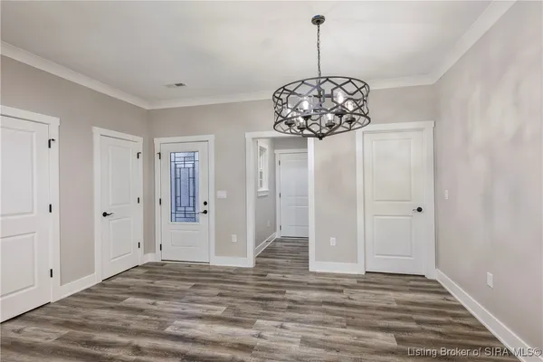 $345,000 | 901 Glenwood Gardens Drive, Sellersburg, IN 47172