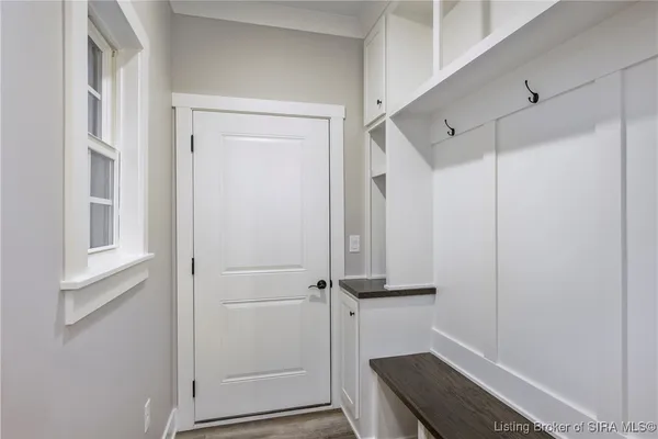 $345,000 | 901 Glenwood Gardens Drive, Sellersburg, IN 47172