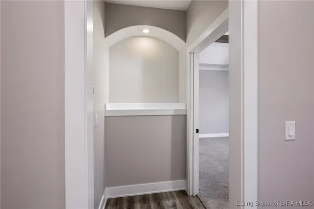 $345,000 | 901 Glenwood Gardens Drive, Sellersburg, IN 47172