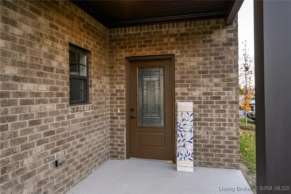 $345,000 | 901 Glenwood Gardens Drive, Sellersburg, IN 47172