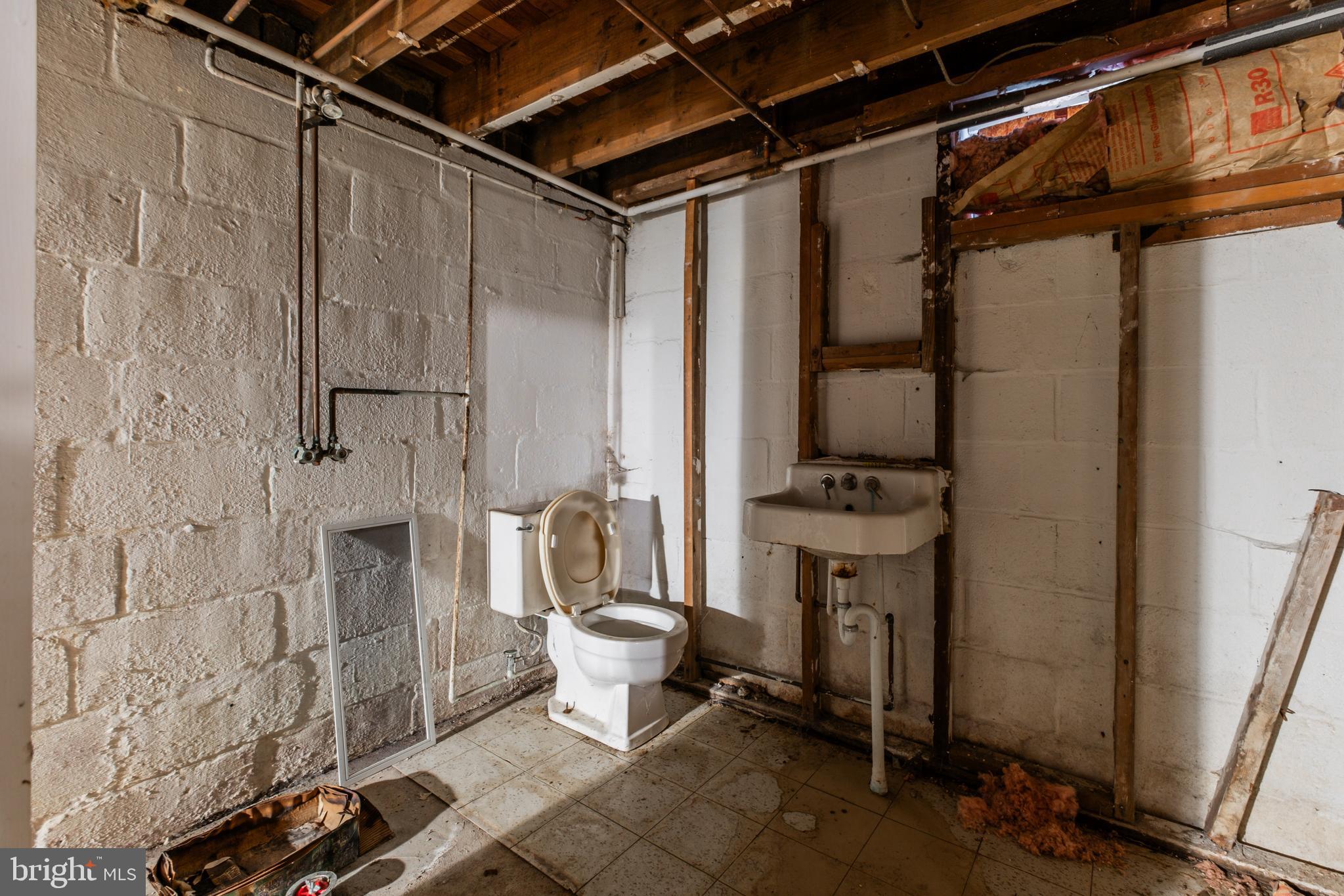 932 Twining Road Dresher, PA 19025 - Photo 38 of 39