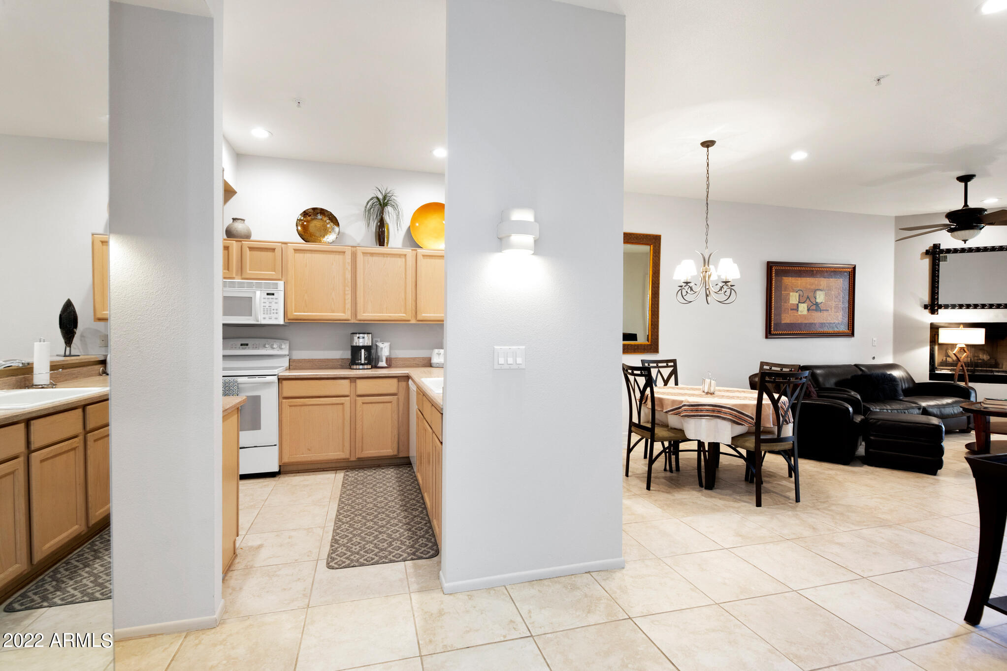 8270 North Hayden Road, Unit 1026 Scottsdale, AZ 85258 - Photo 5 of 27 7D3A1574