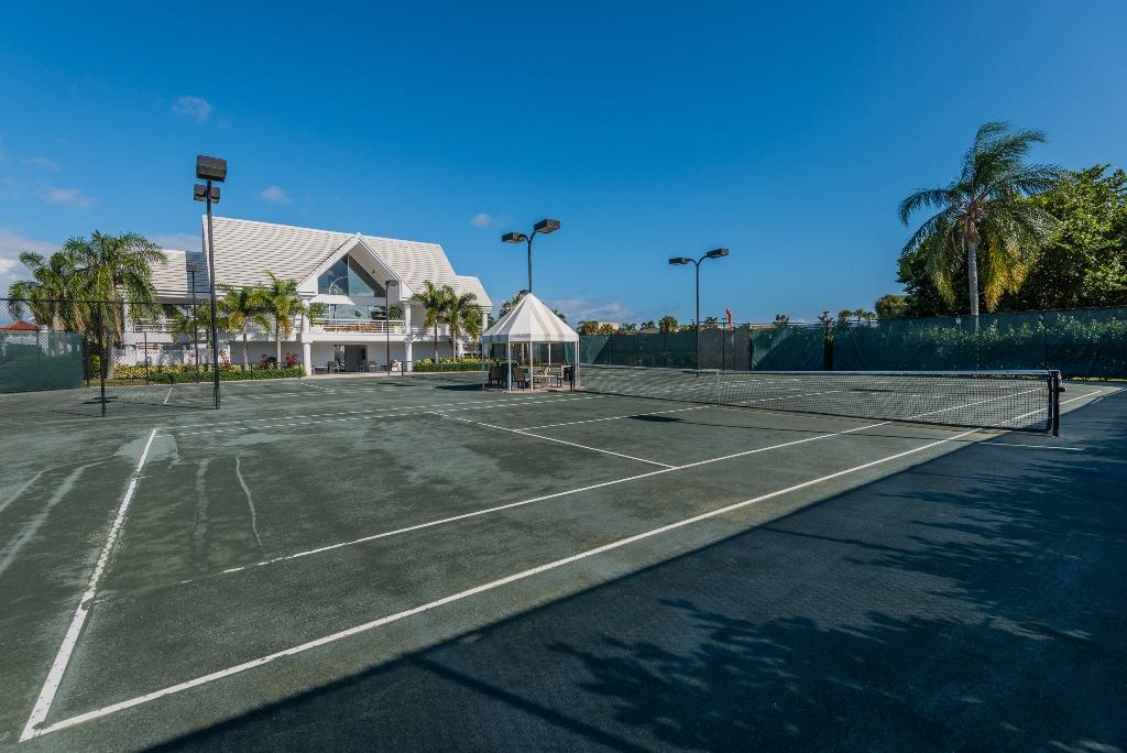 108 Commodore Drive Jupiter, FL 33477 - Photo 21 of 23 18 Tennis