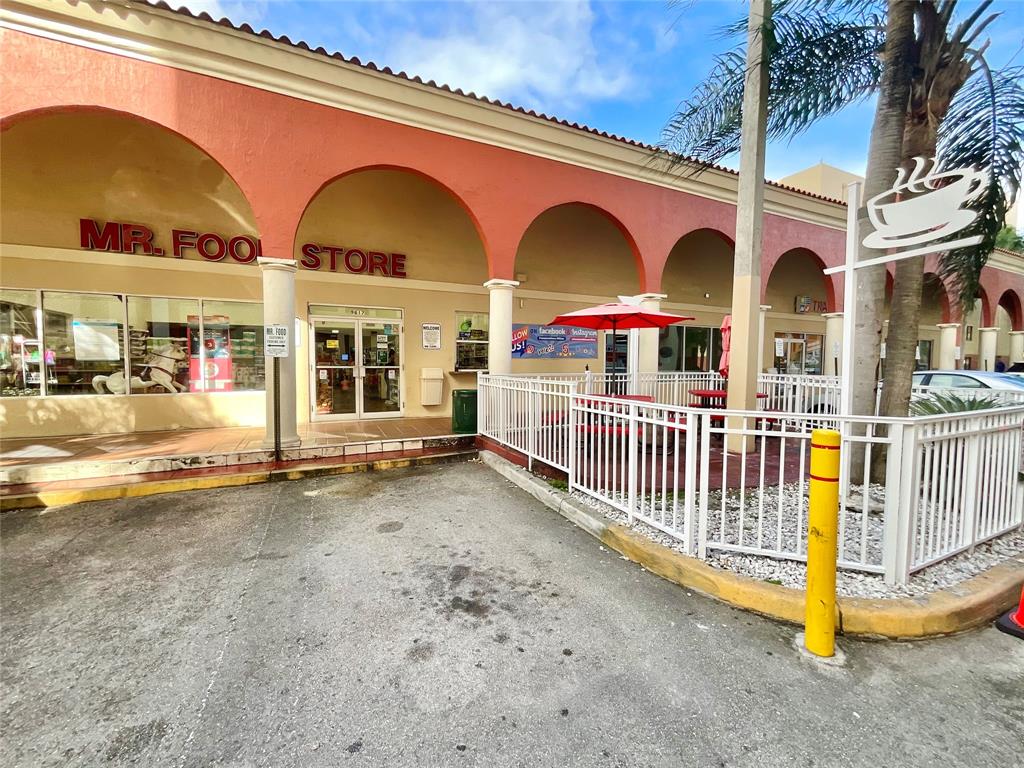 9517 Fontainebleau Boulevard, Unit 581315 Miami, FL 33172 - Photo 16 of 17