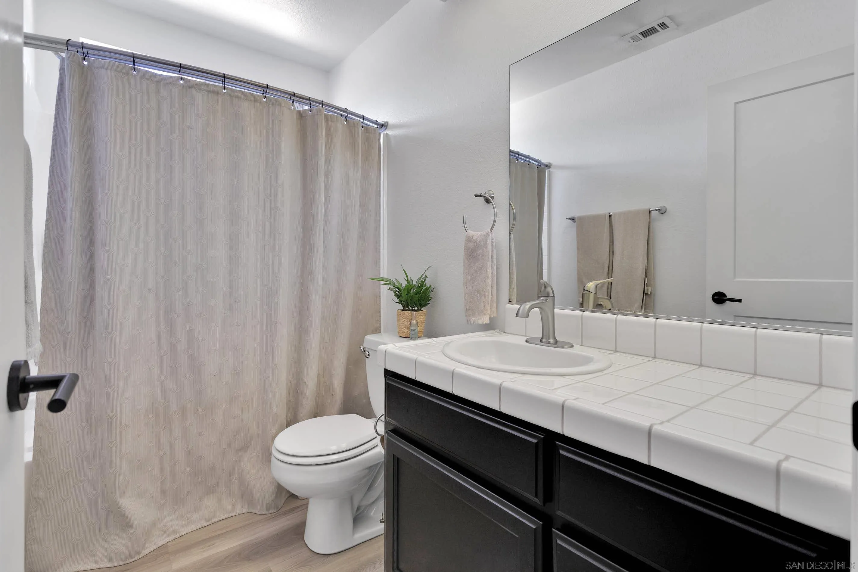 15305 Lookout Road Apple Valley, CA 92307 - Photo 39 of 52 Gallery Image 39