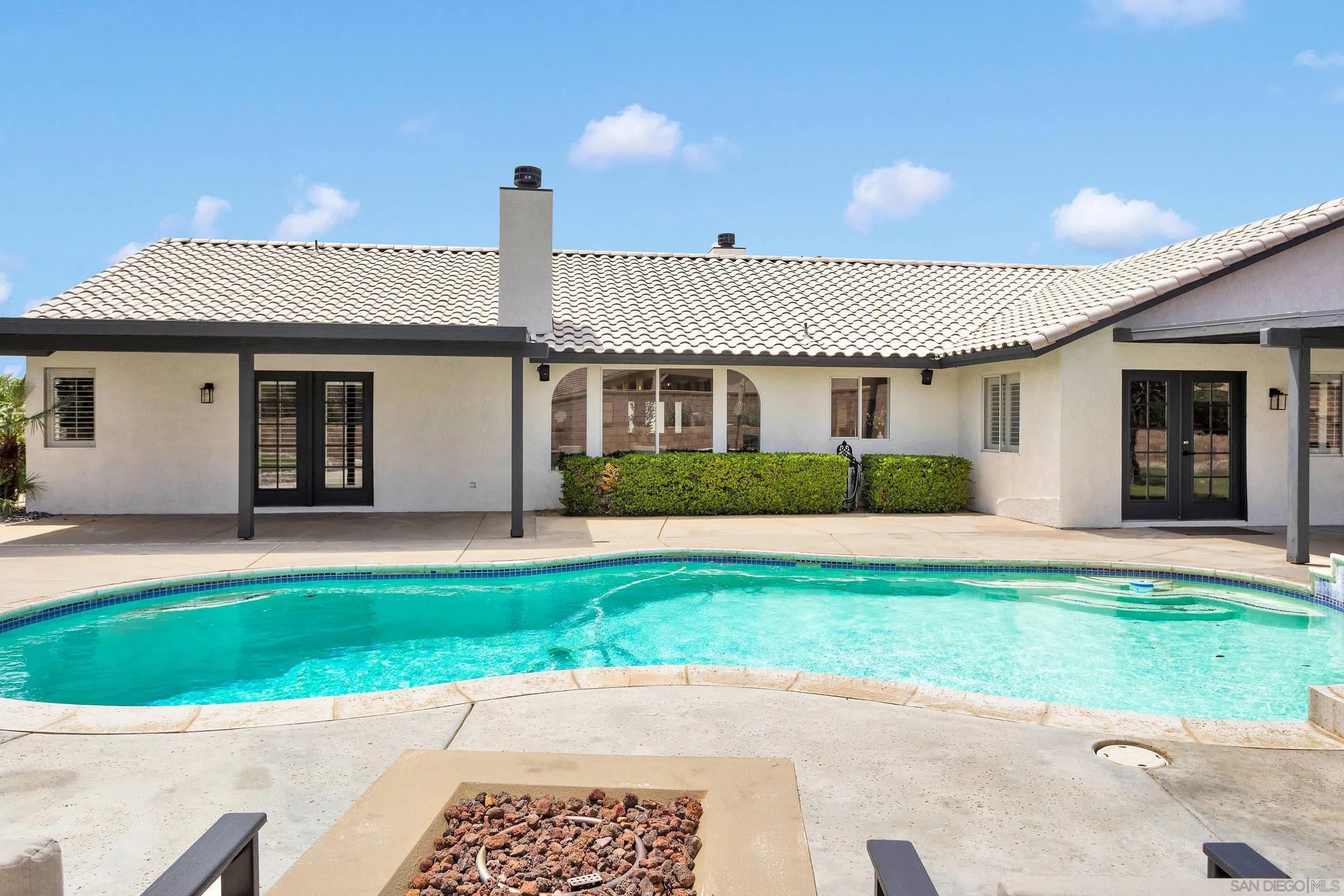 15305 Lookout Road Apple Valley, CA 92307 - Photo 47 of 52 Gallery Image 47