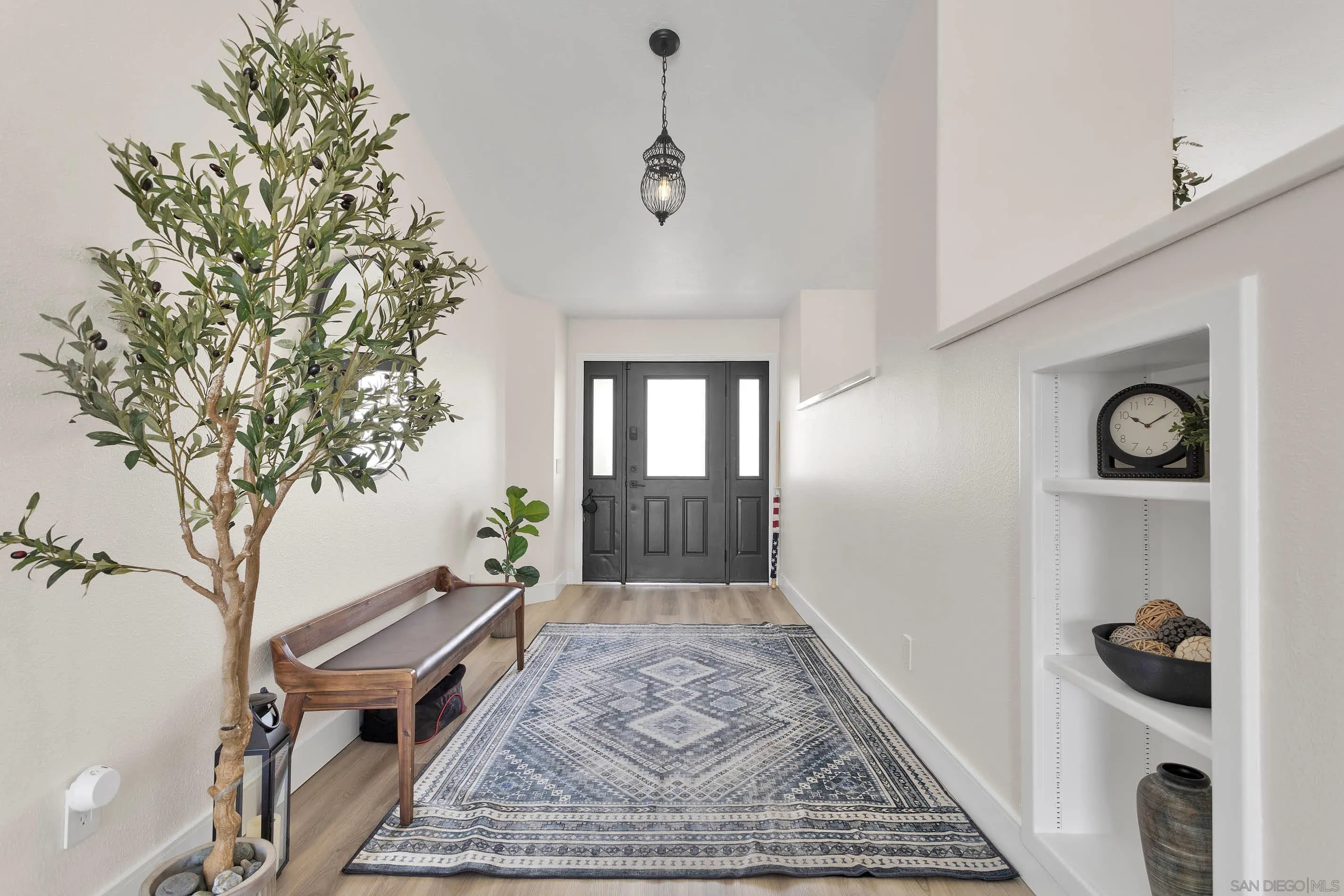 15305 Lookout Road Apple Valley, CA 92307 - Photo 8 of 52 Gallery Image 8