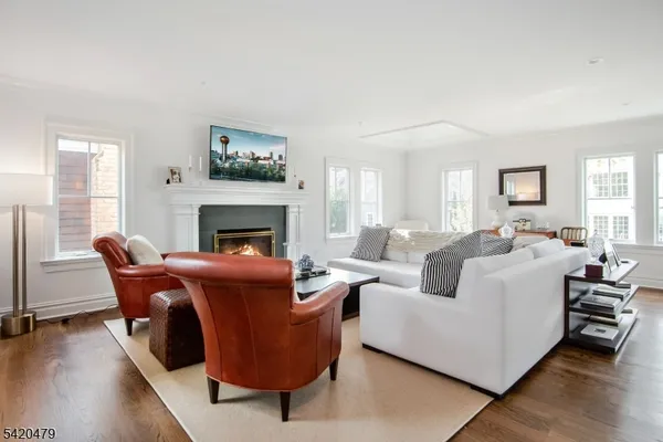 $4,300 | 113 Washington Street, Unit B, Morristown, NJ 07960