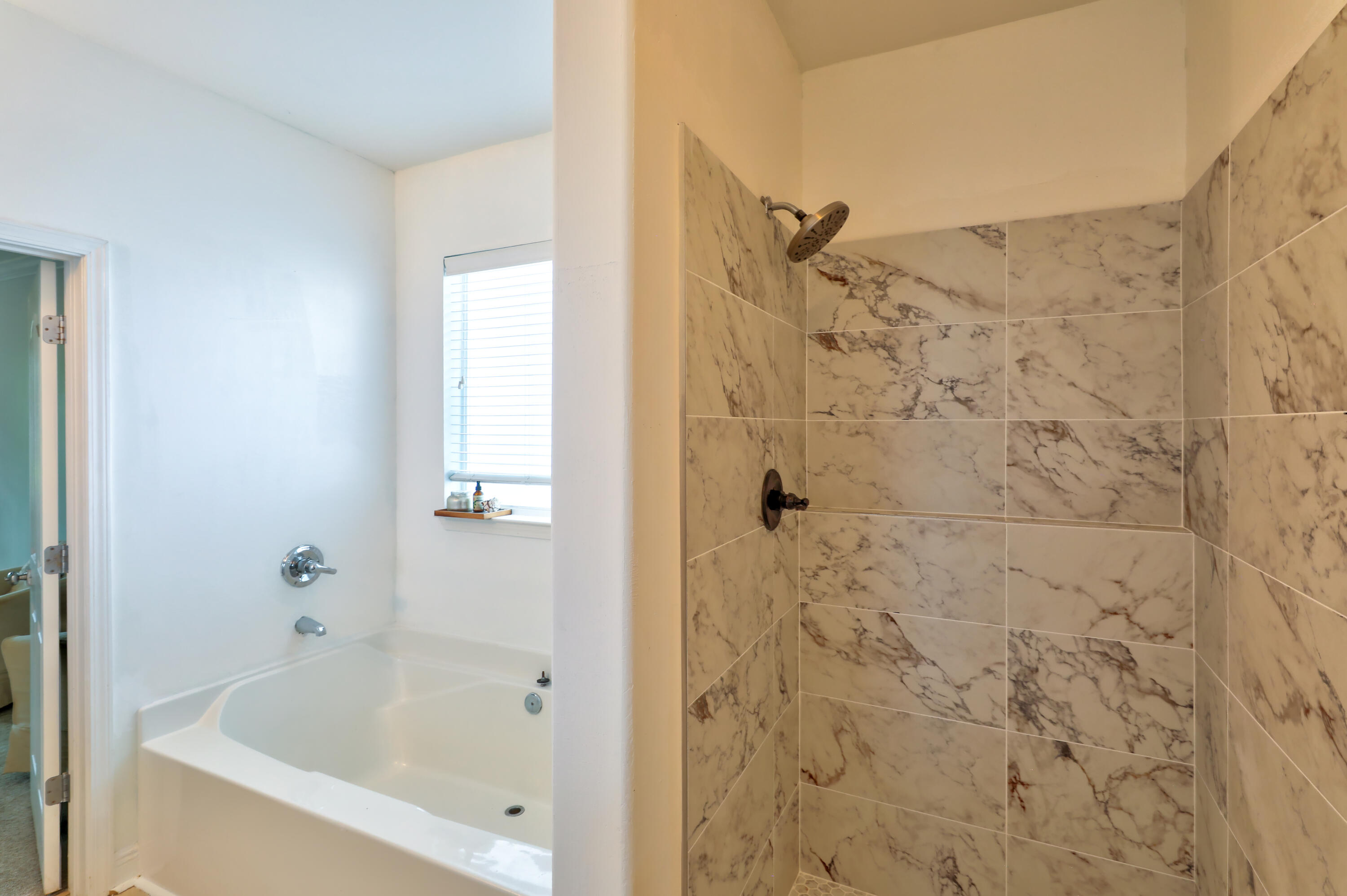 401 Symphony Way Freeport, FL 32439 - Photo 10 of 14 BHHB-41