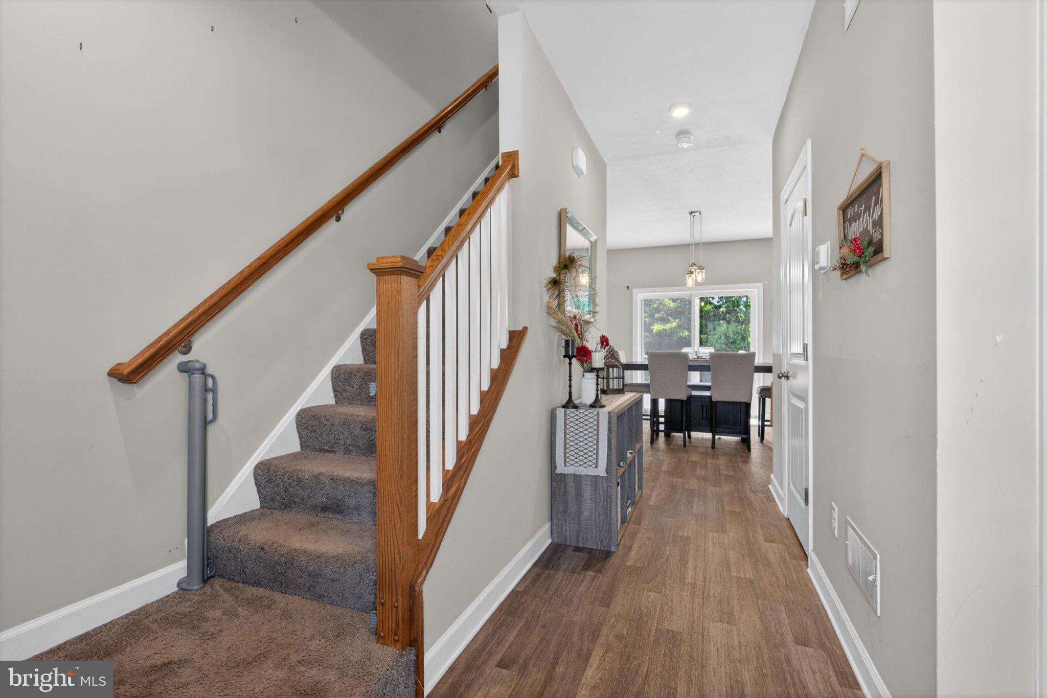 255 Kinneman Road Abbottstown, PA 17301 - Photo 5 of 39 Inviting entryway with modern charm.