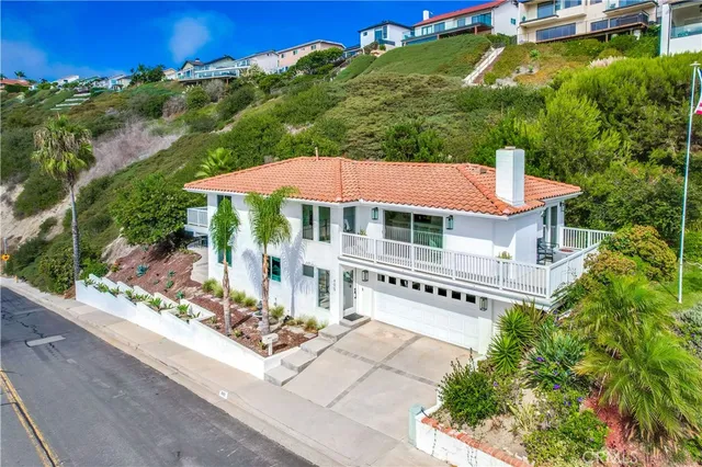 $2,599,000 | 605 East Avenida San Juan, San Clemente, CA 92672