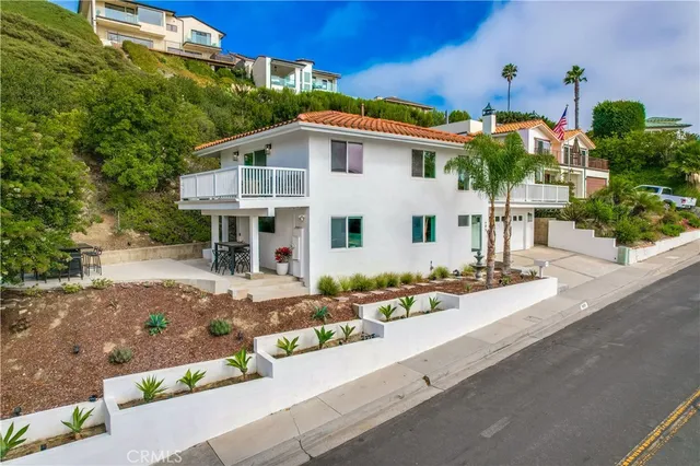 $2,599,000 | 605 East Avenida San Juan, San Clemente, CA 92672