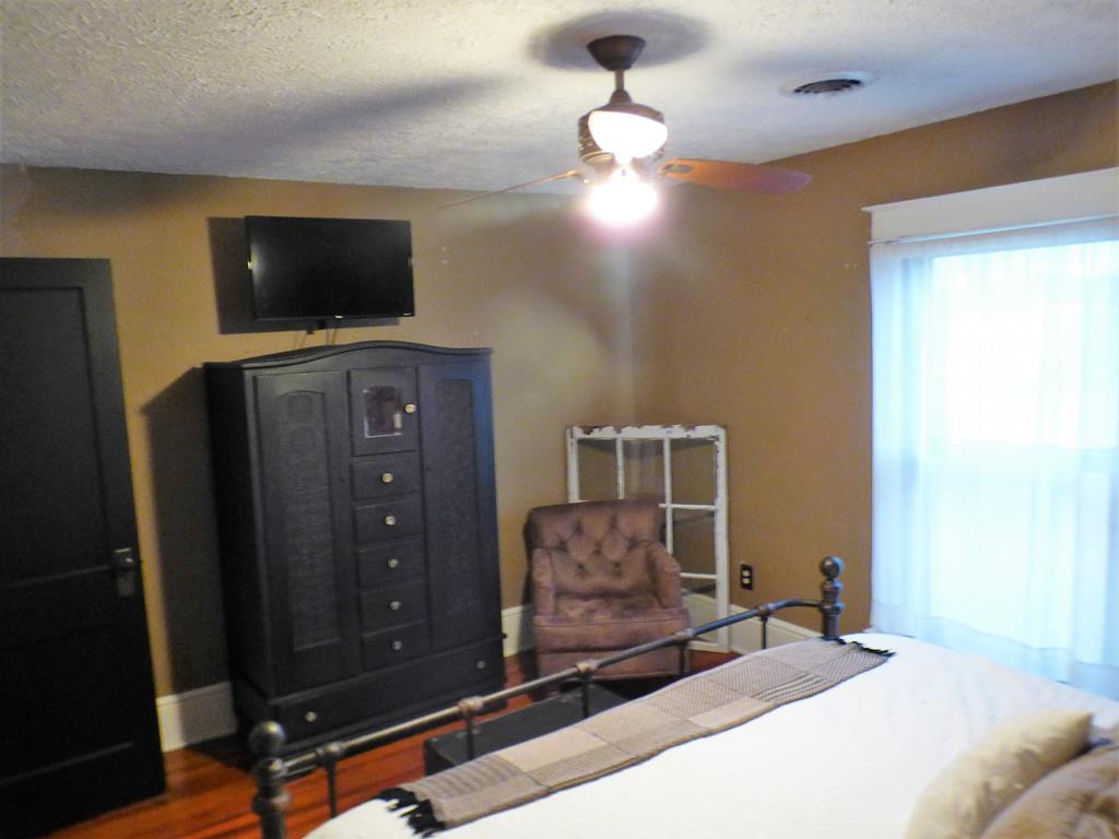 415 North Main Street Rural Retreat, VA 24368 - Photo 26 of 42 Gallery Image 26