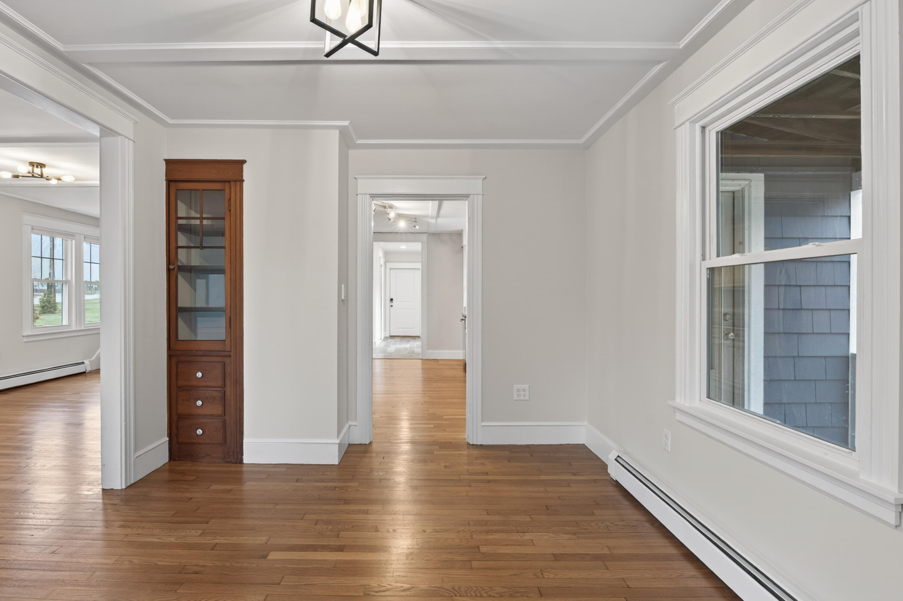 275 Middle Road Falmouth, ME 04105 - Photo 16 of 43 16_275 Middle Rd, _Morneau Studios